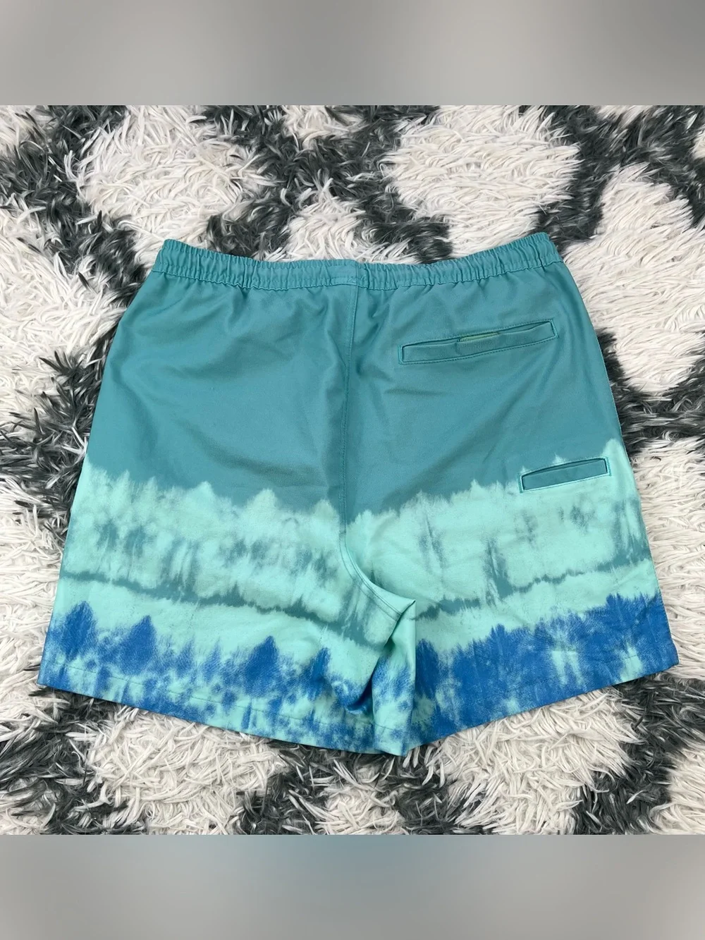 HUK Men’s Blue Swim Trunk Volley Performance Fishing Salt Dye Size Small